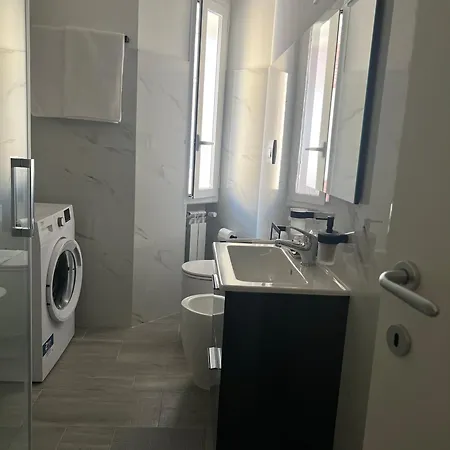 Tiburtina Flam Apartman *