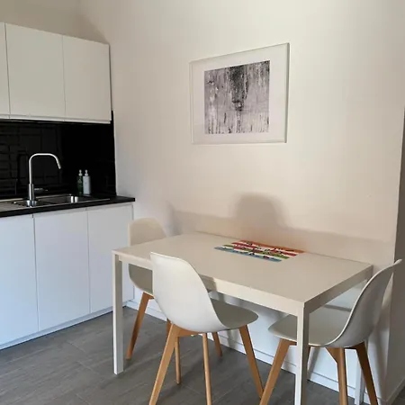 Tiburtina Flam Apartman Róma