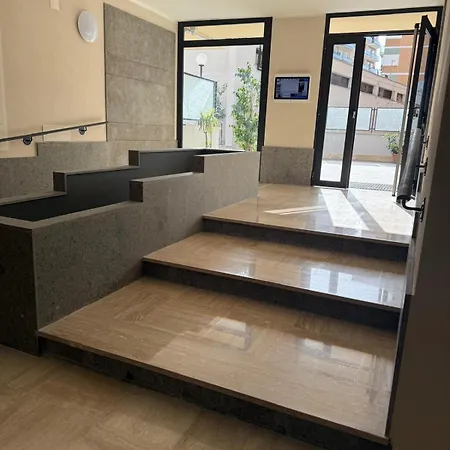 Tiburtina Flam 아파트